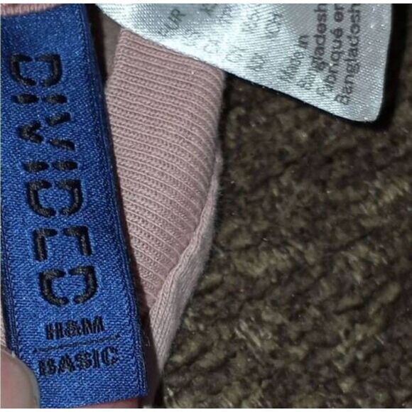 H&M DUSTY PINK T-SHIRT SZ.XS EUC. - Picture 5 of 5
